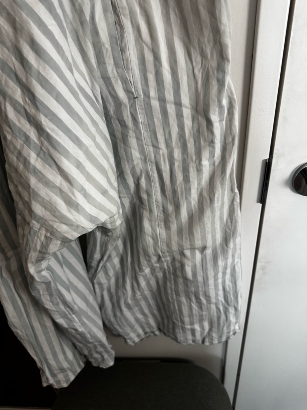 ROUCHA Striped Wide-Leg Crop Gaucho Pants - White & Light Gray - Picture 8 of 8